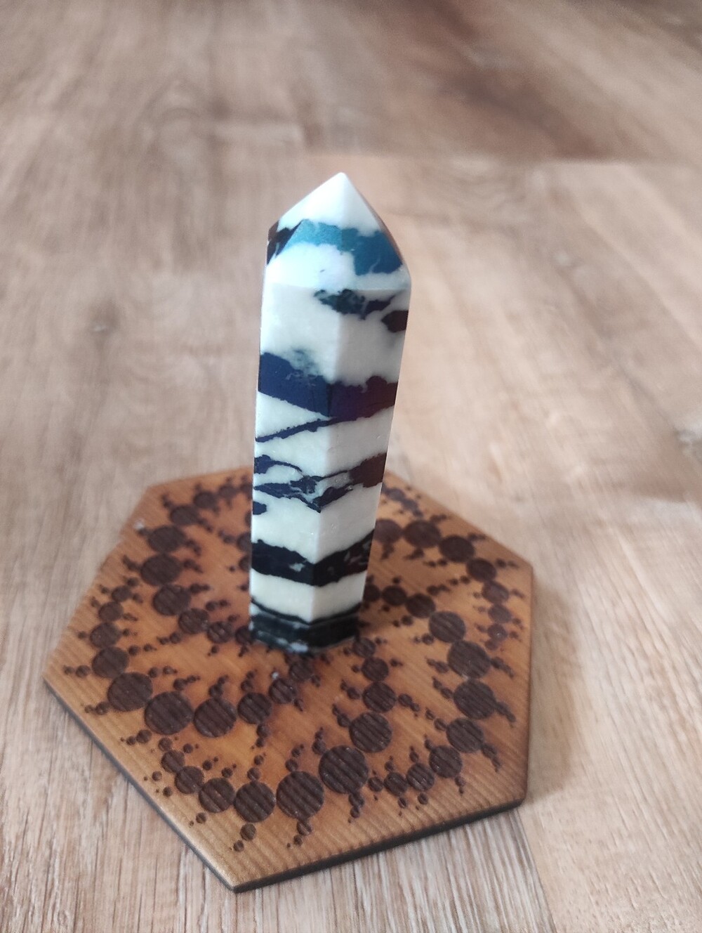Aqua Aura Agate Tower